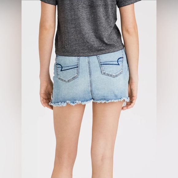 American Eagle Curvy High Rise Mini Distressed Denim Skirt - Picture 4 of 8